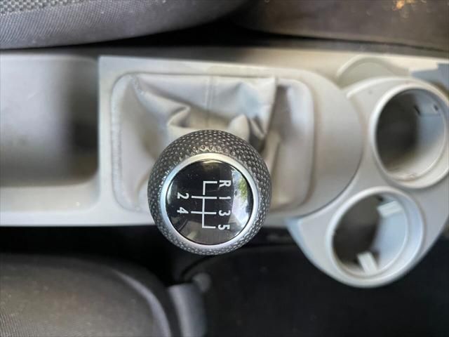 2004 Volkswagen New Beetle Coupe