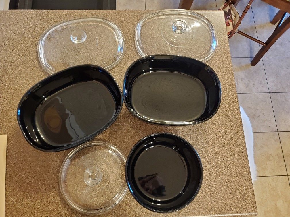 Pyrex baking dishes
