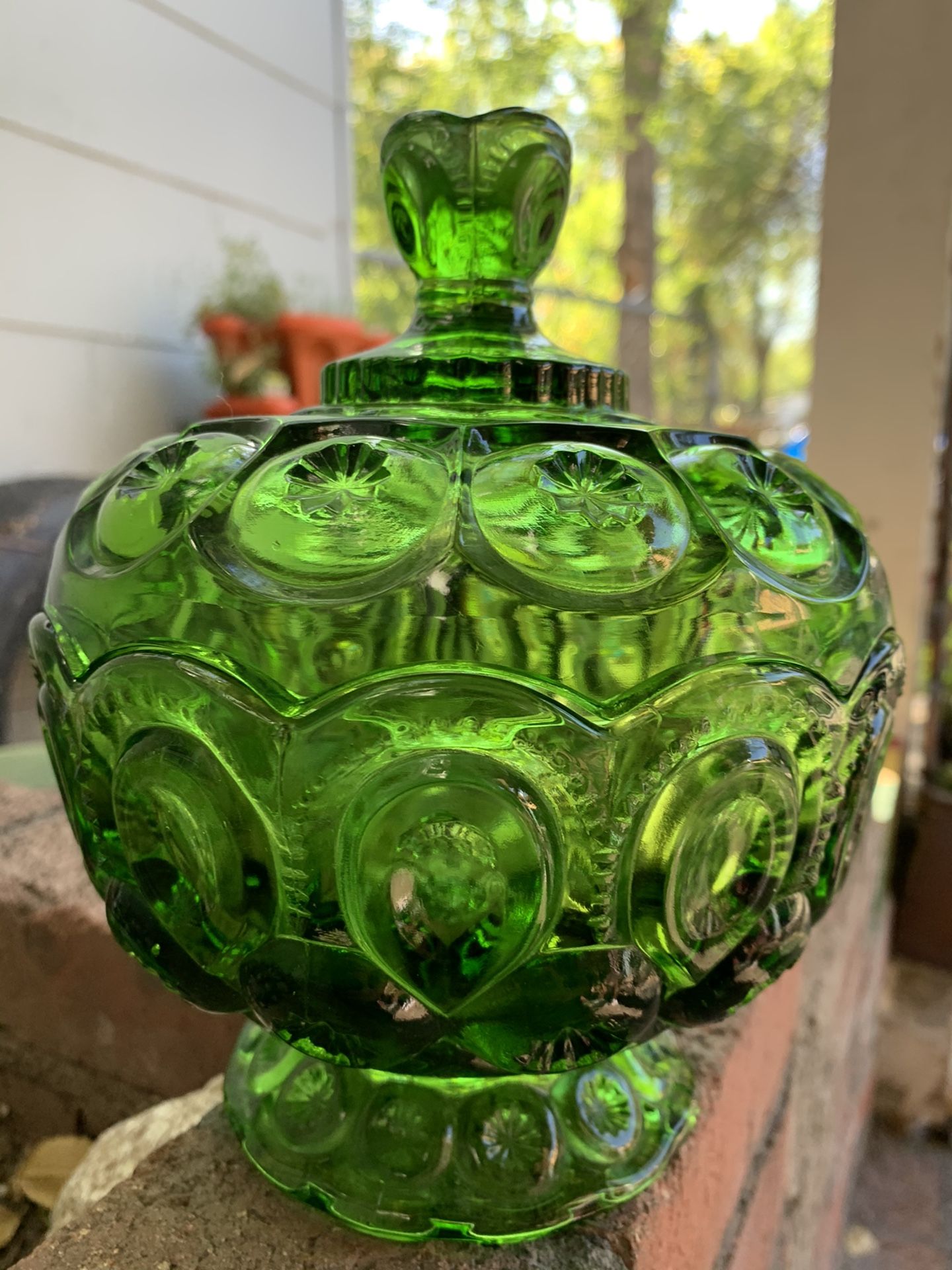 Candy dish