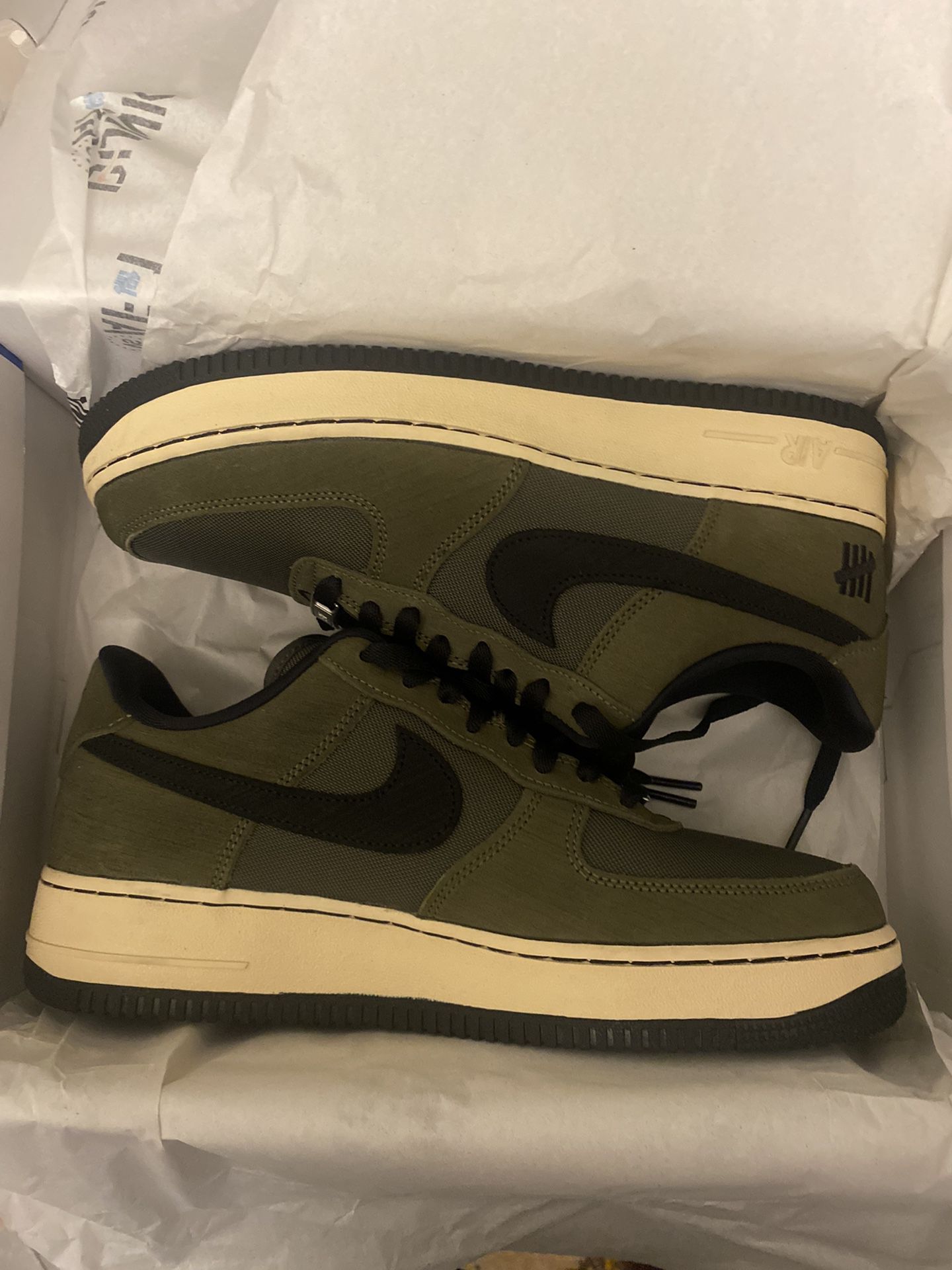 Brand New Undefeated Air forces Size 9
