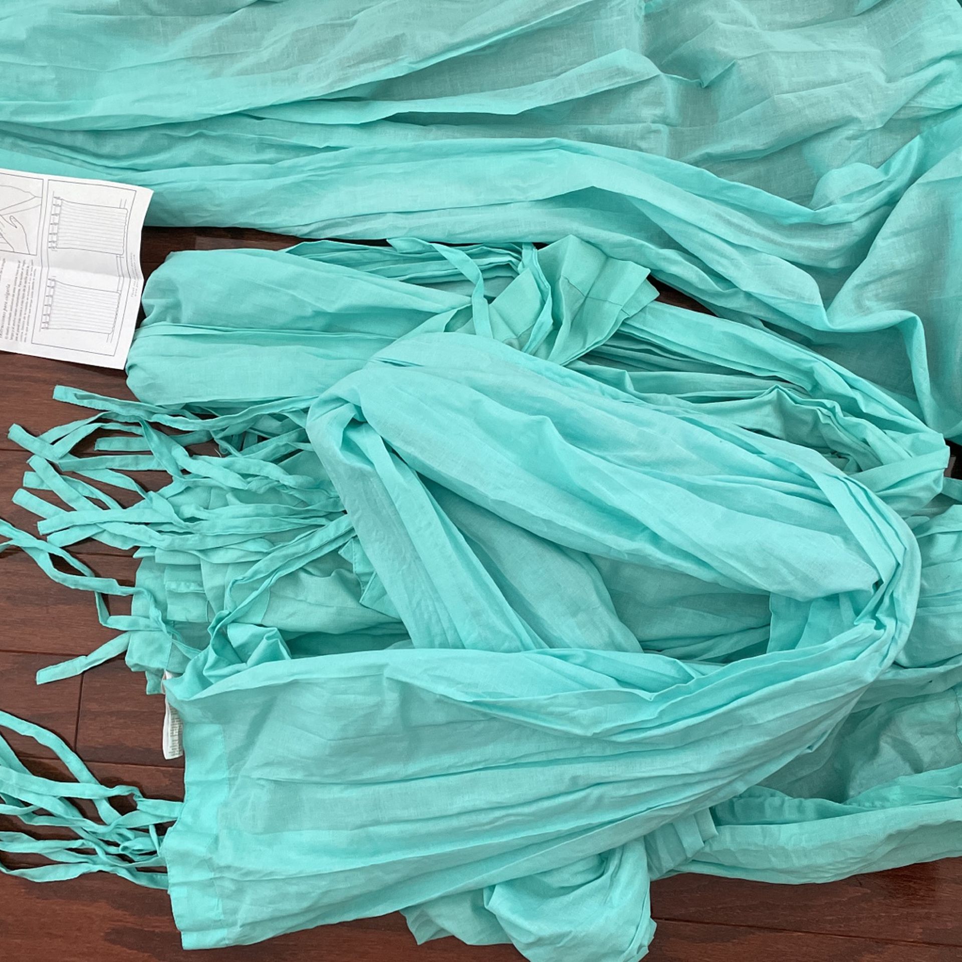 Pottery Barn Teen Sheer Curtains And Matching Duvet