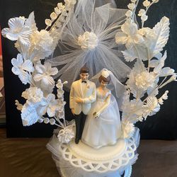 Vintage Wedding Cake Topper Thumbnail
