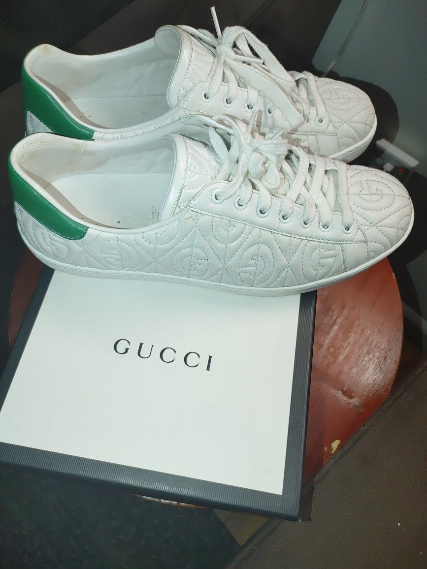 Men's Gucci Shoes Size 9