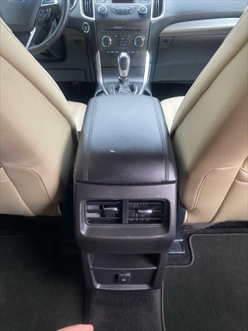 2016 Ford Edge