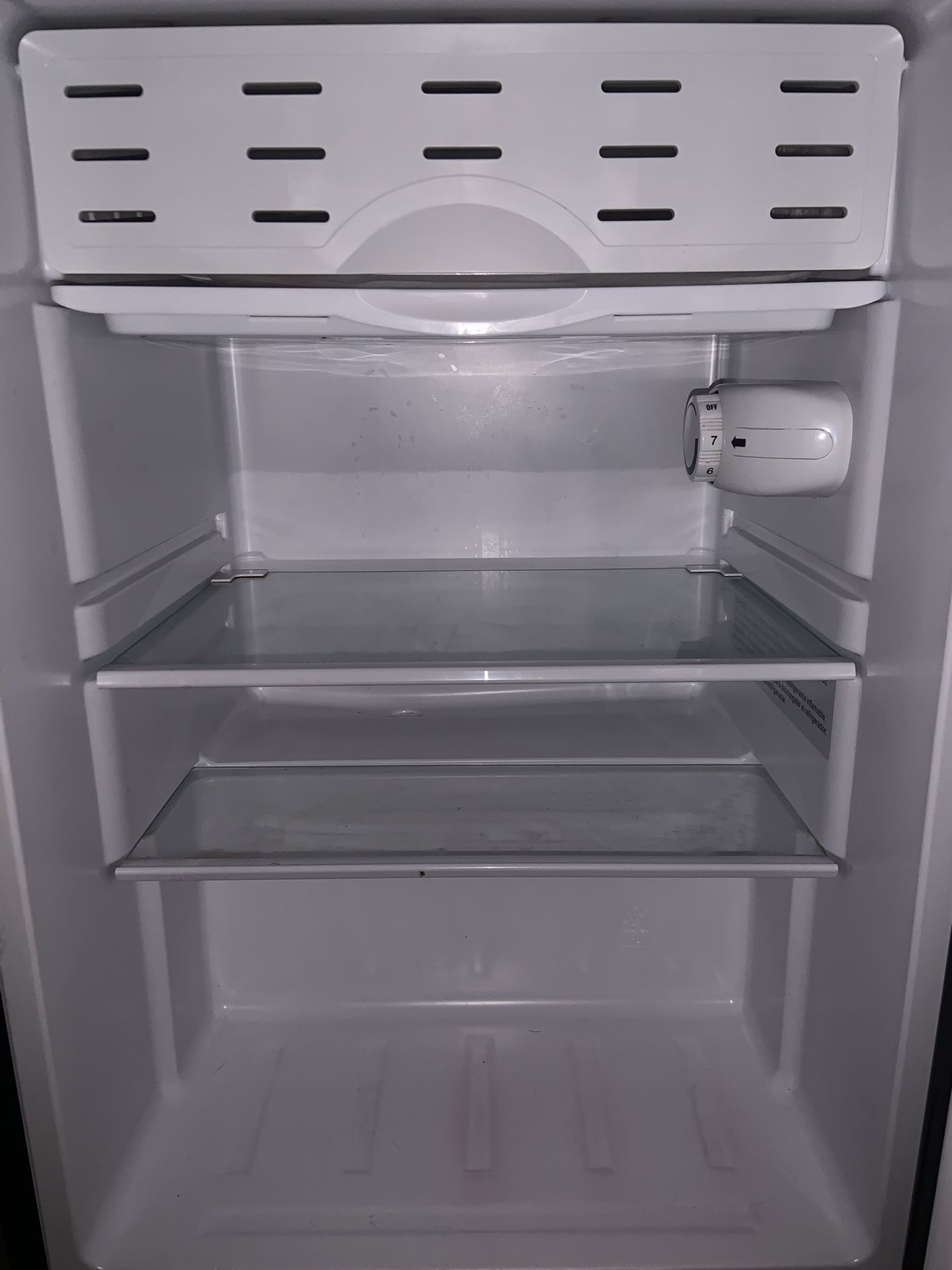 Insignia 3.3 Cu. Ft. Mini Fridge Black