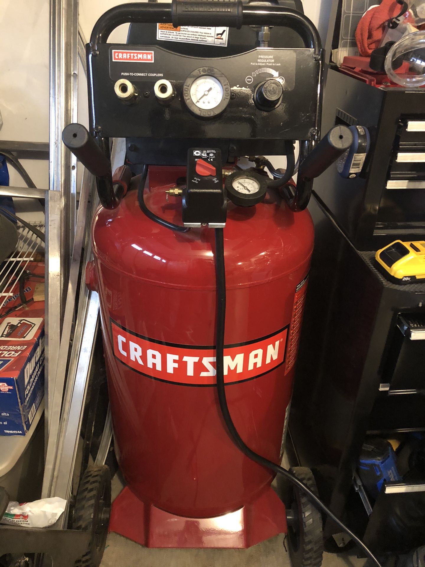 Craftsman 33 gallon air compressor Like New! for Sale in Seattle, WA