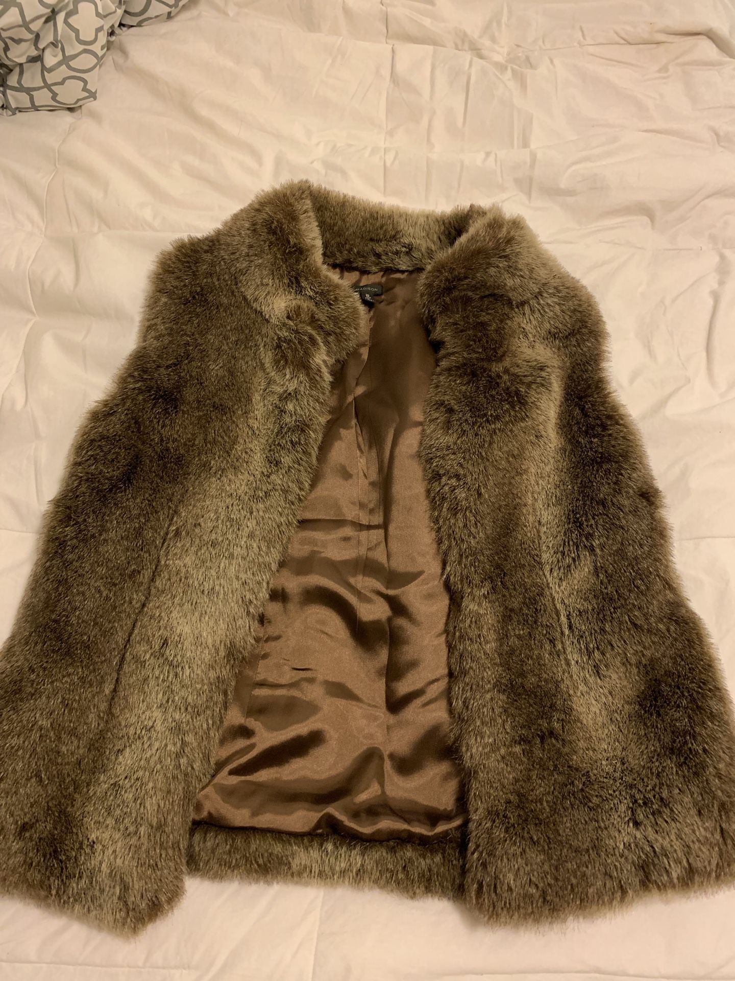 Fur vest