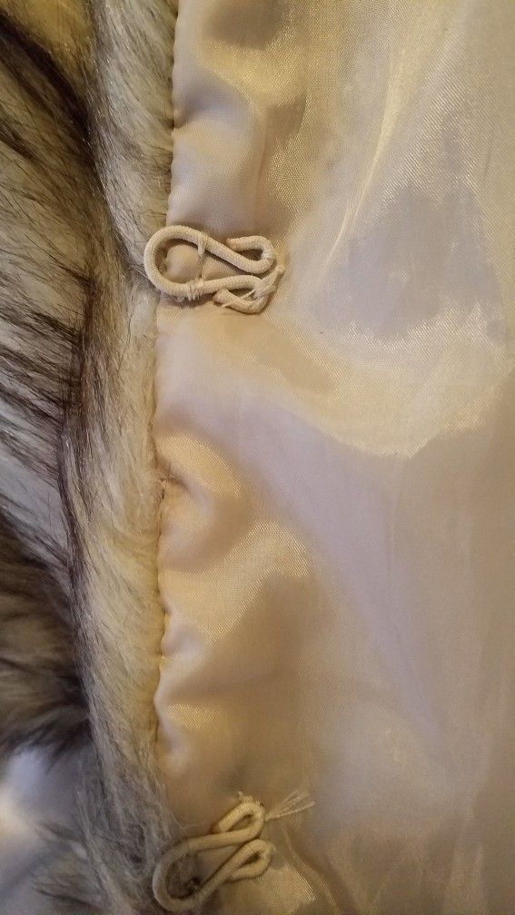 Luxury Faux Fur Vest! Size Medium