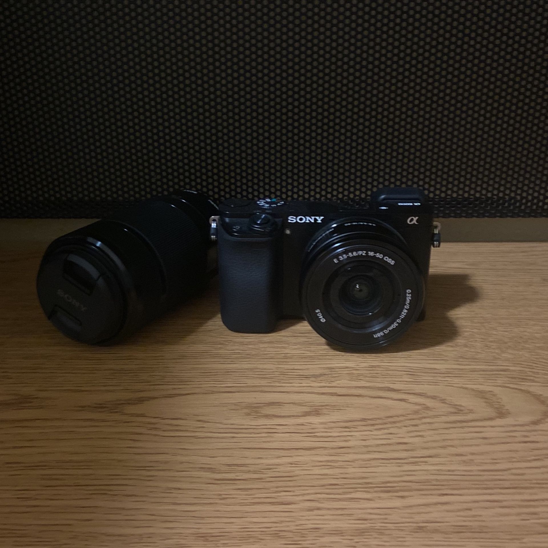 Sony A6000