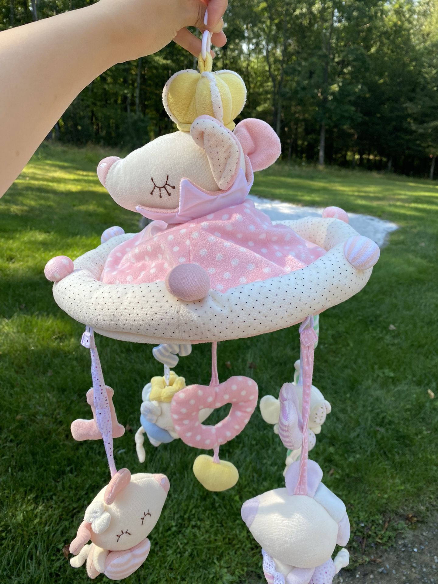 Crib Mobile, can Download Any Music In It