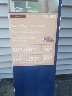 Wood blinds and bi fold door Thumbnail