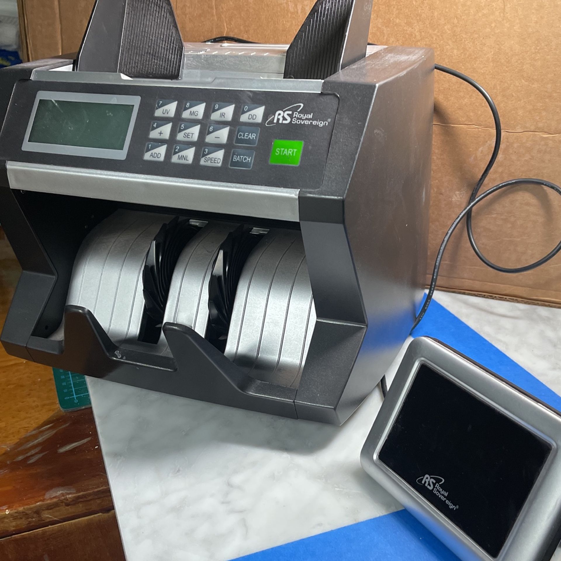 Royal Sovereign Money Counter W/ Digital display