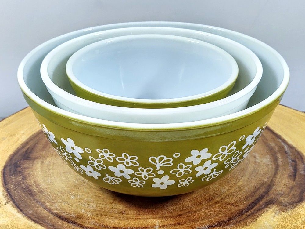 Pyrex Spring Blossom Mixing Bowls (3)