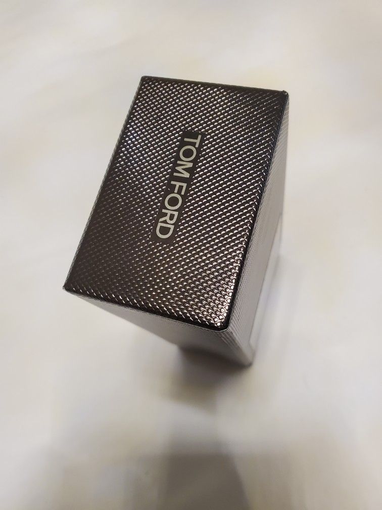 TOM FORD OUD WOOD INTENSE