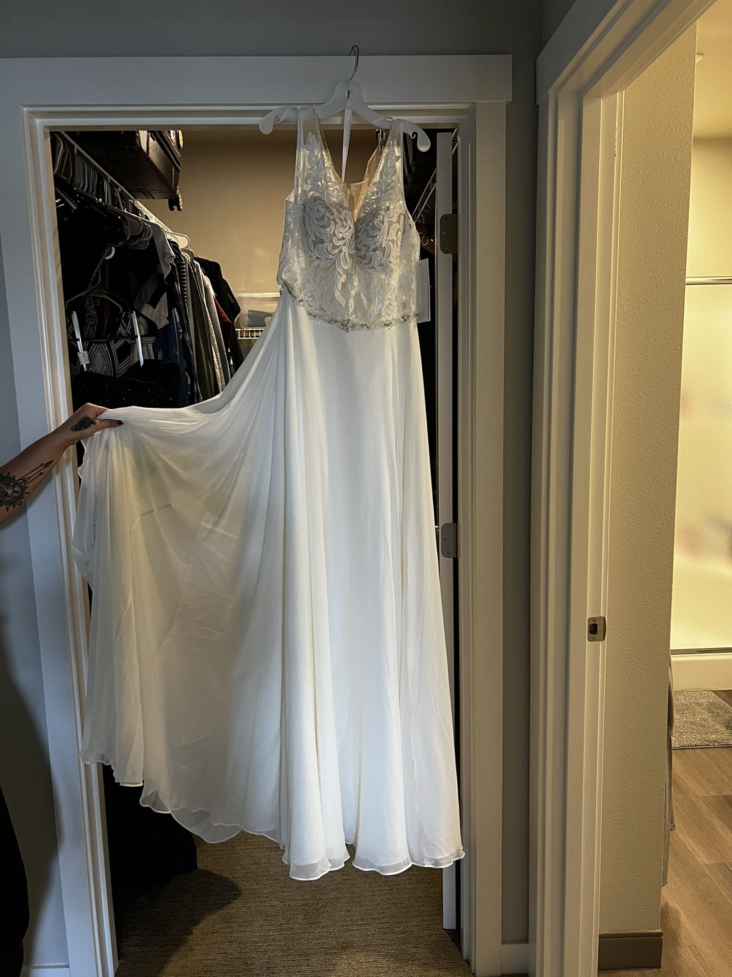 Wedding dress