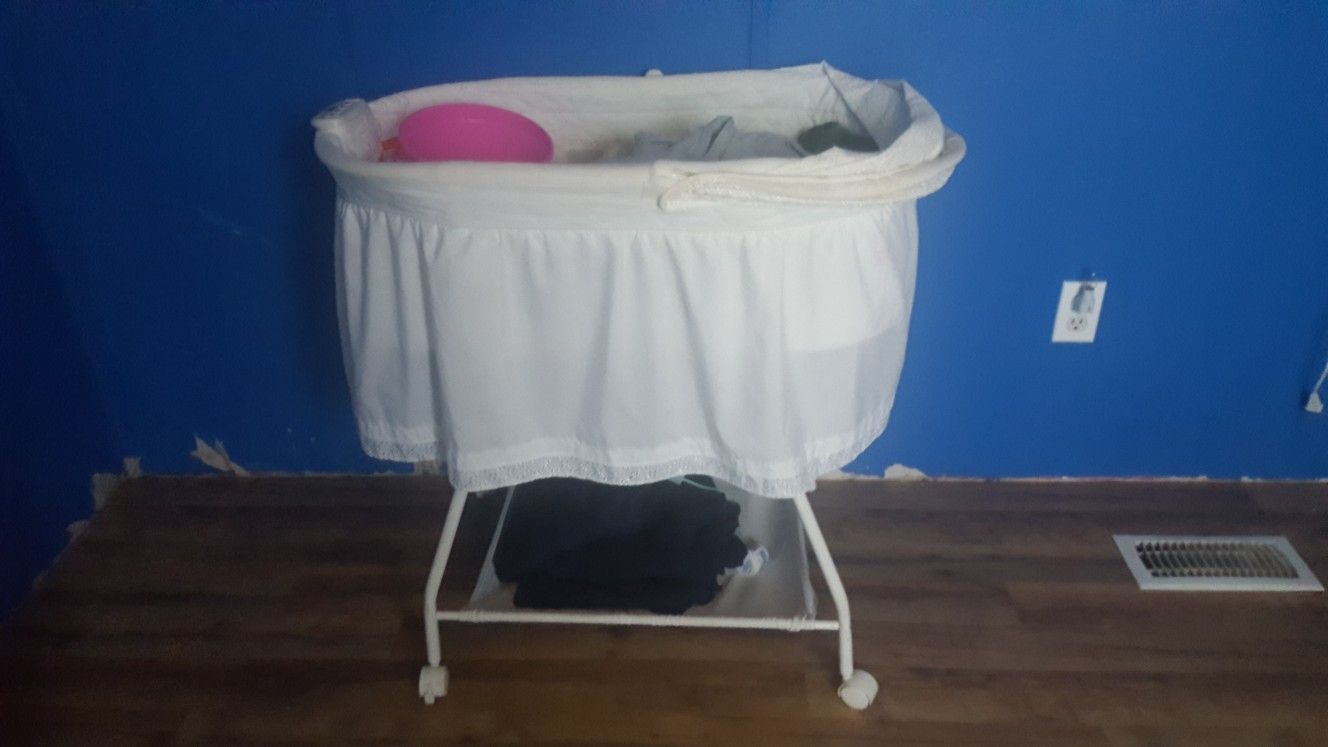 Graco baby swing $20