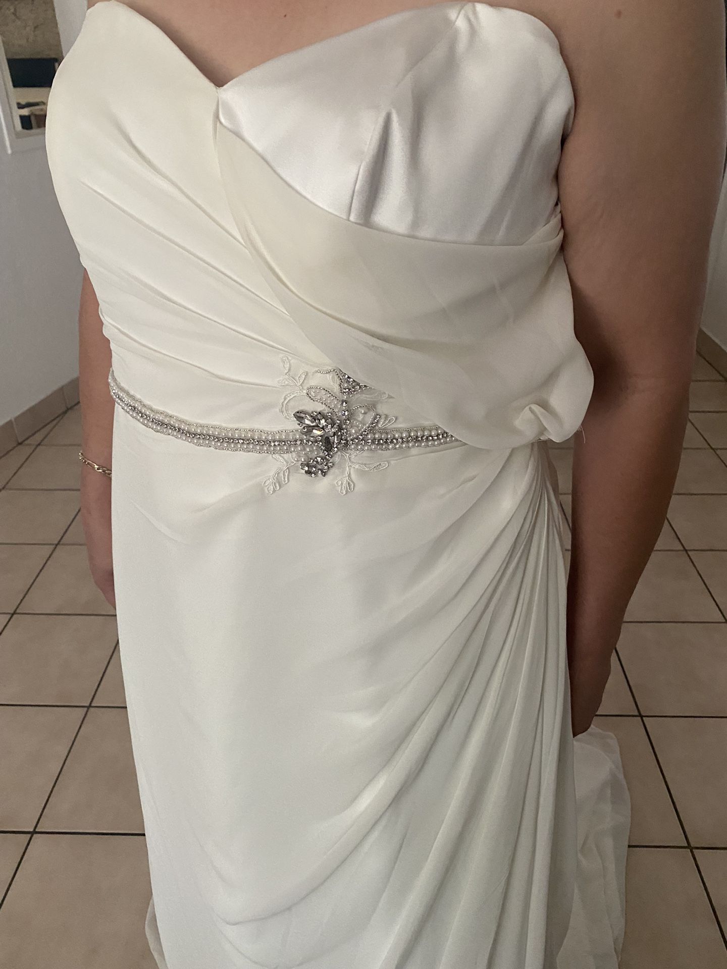Alfred Angelo Wedding Dress Sz 16 & 40D Bustier & Hair Piece
