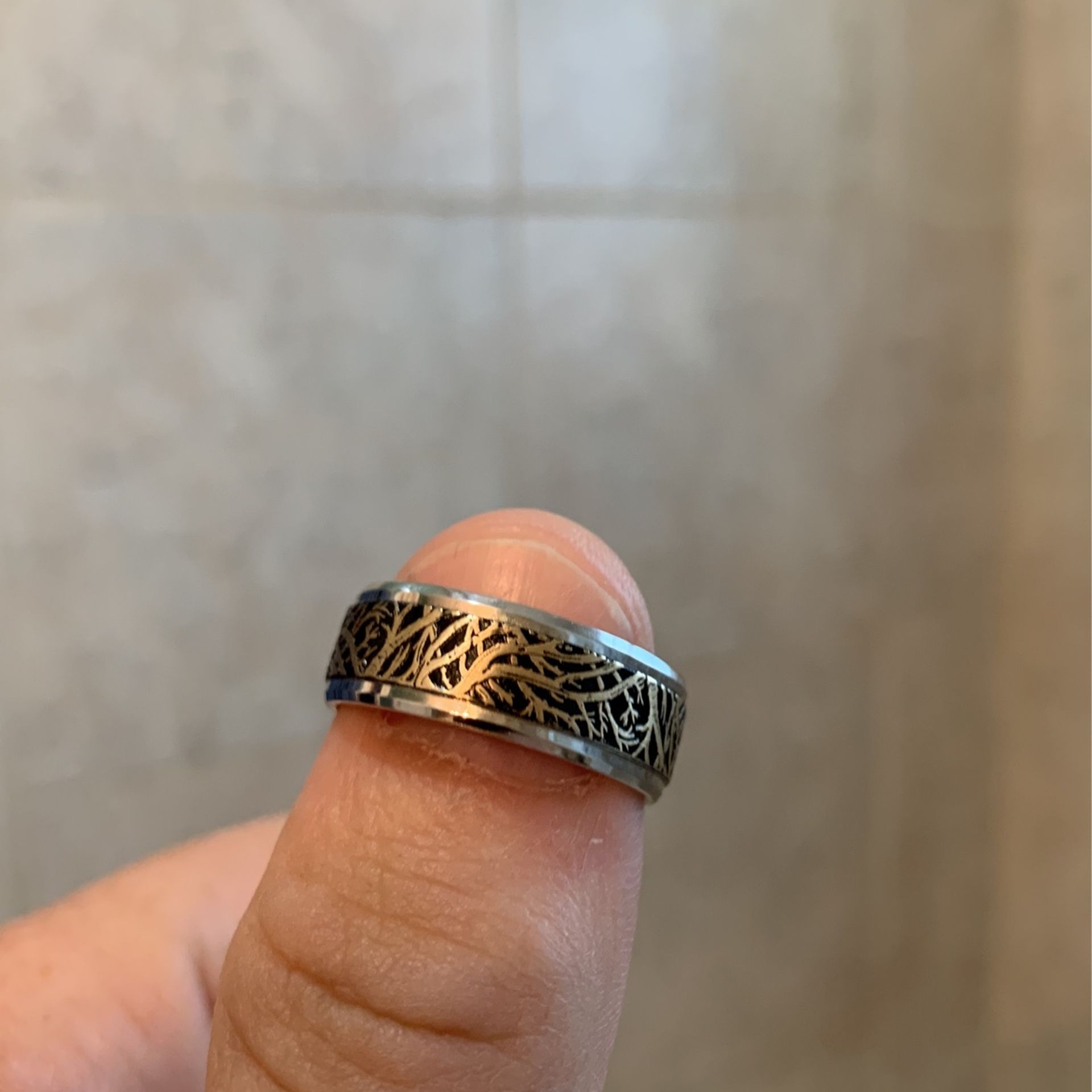 Tantalum Branch Engraved Wedding Ring