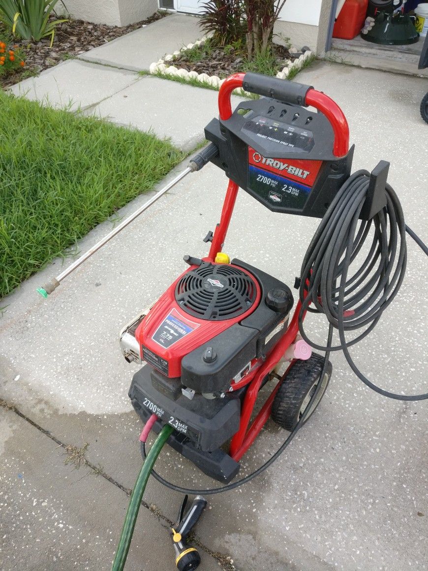 Troybilt Pressure Washer 2700 for Sale in Brandon, FL OfferUp