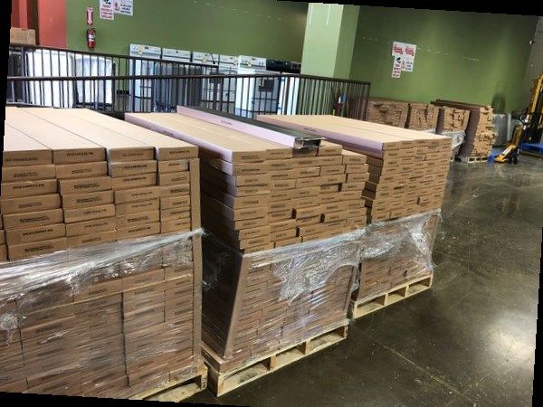 Luxury vinyl flooring!!! Only .67 cents a sq ft!! Liquidation close out! G AHZ