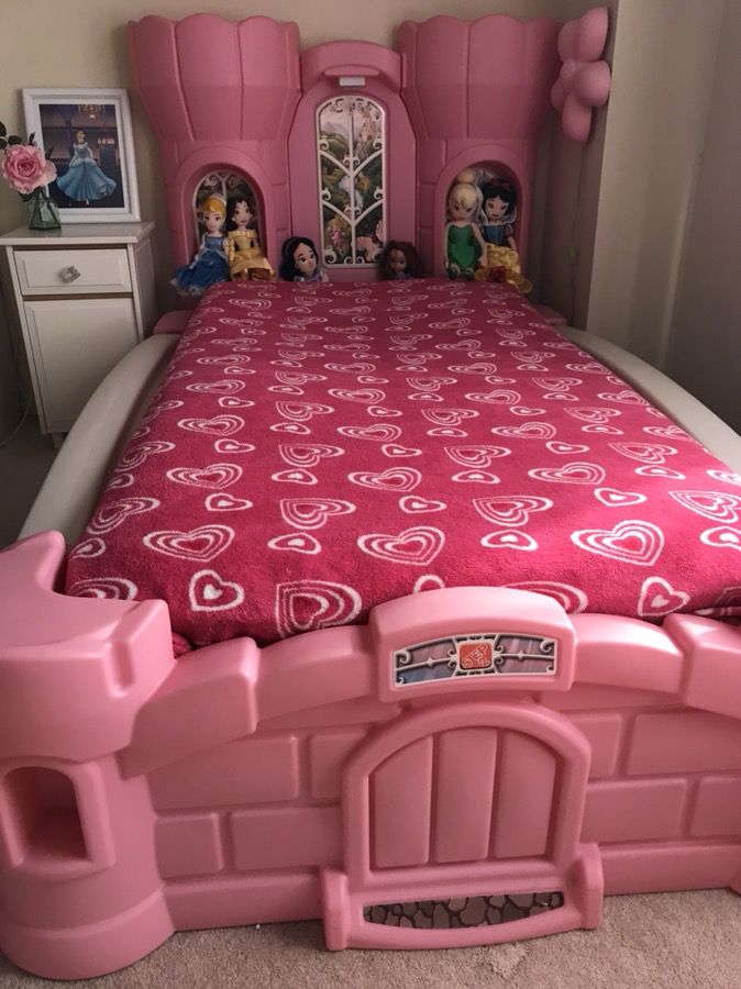 Step 2 Princess Castle Twin Kids Bed, Step 2 Princess Castle Toddler Twin Bed