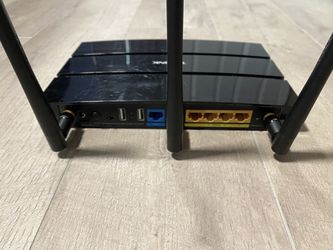 Cable modem, wifi router and wifi range extender Thumbnail
