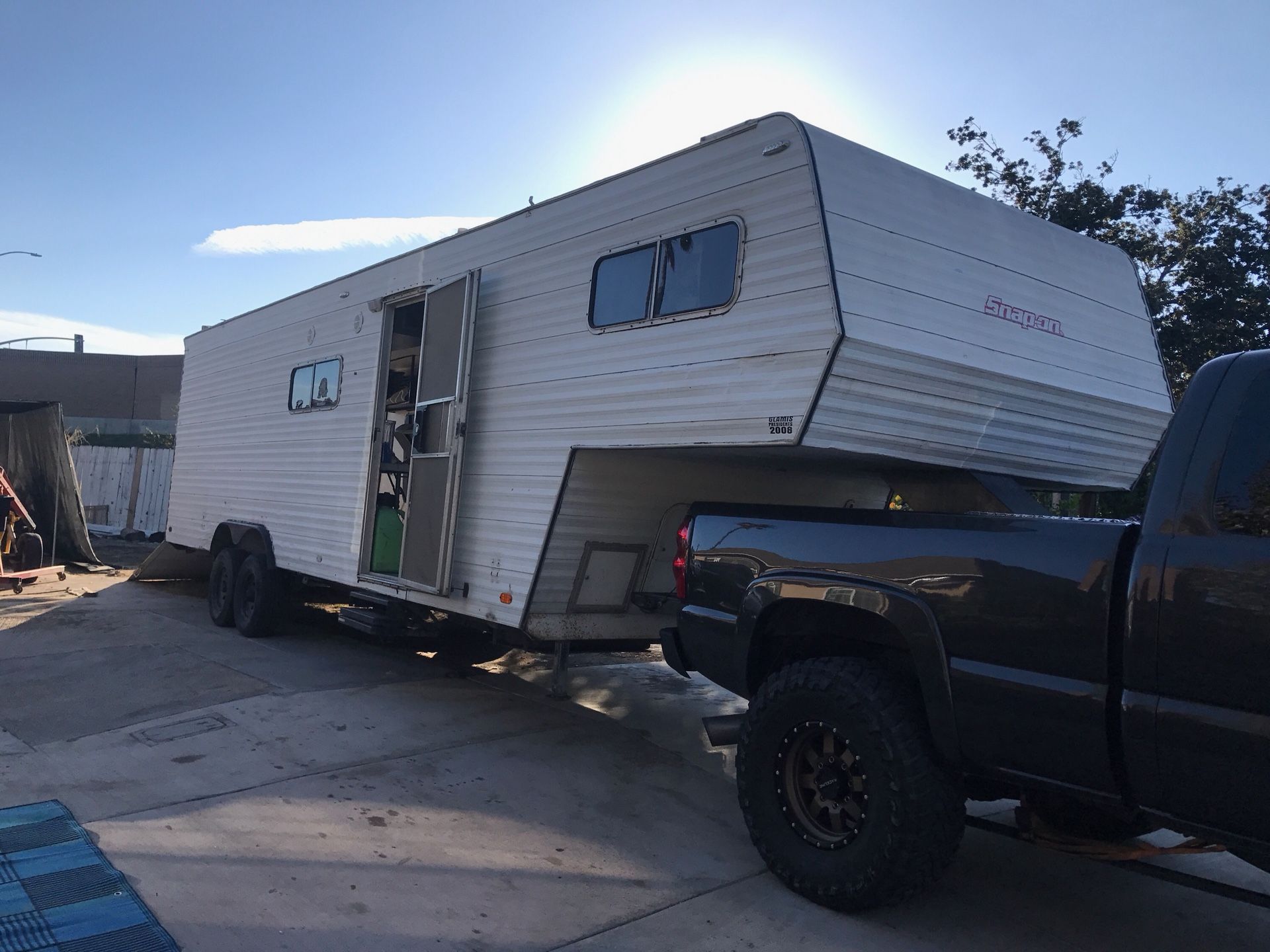 5th wheel 32 ft toy hauler for Sale in San Bernardino, CA OfferUp