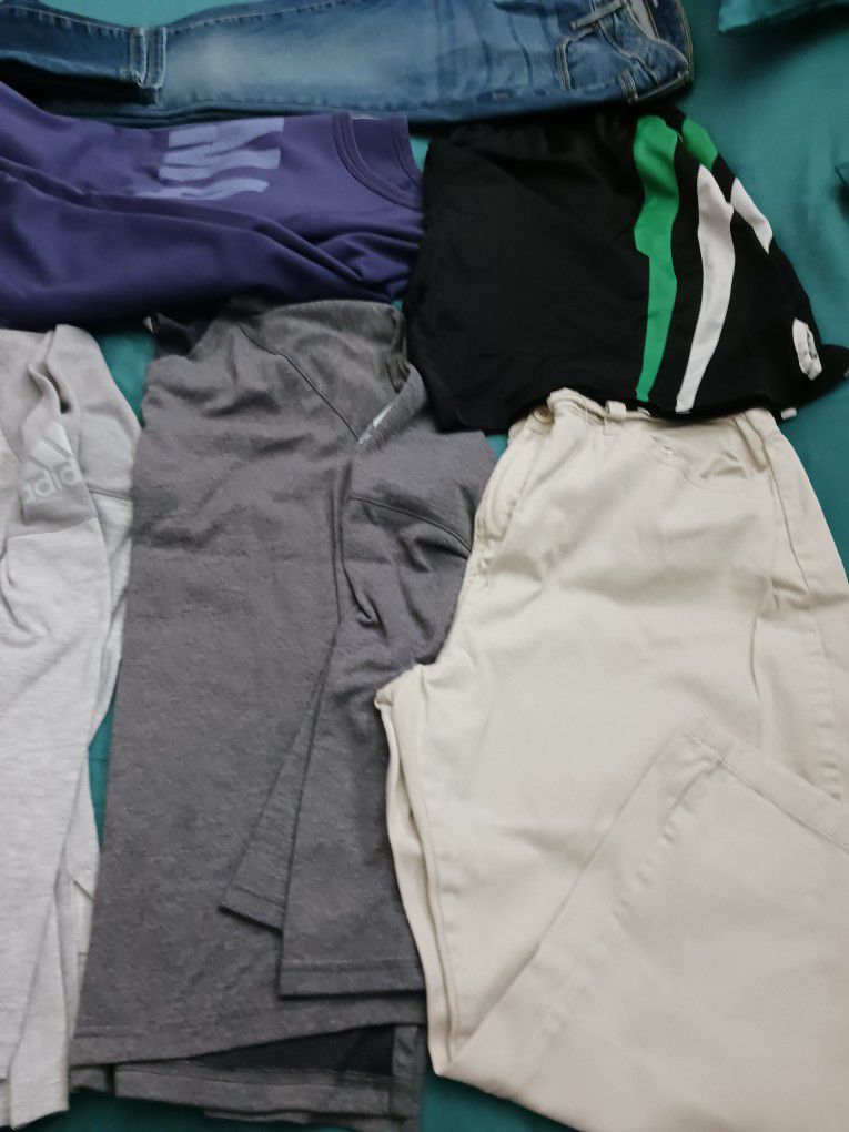 Women's Clothes All For $45 (20 Items Total)
