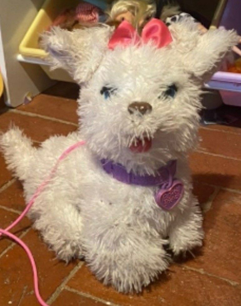 FurReal friends Get Up & GoGo My Walkin' Pet Pup