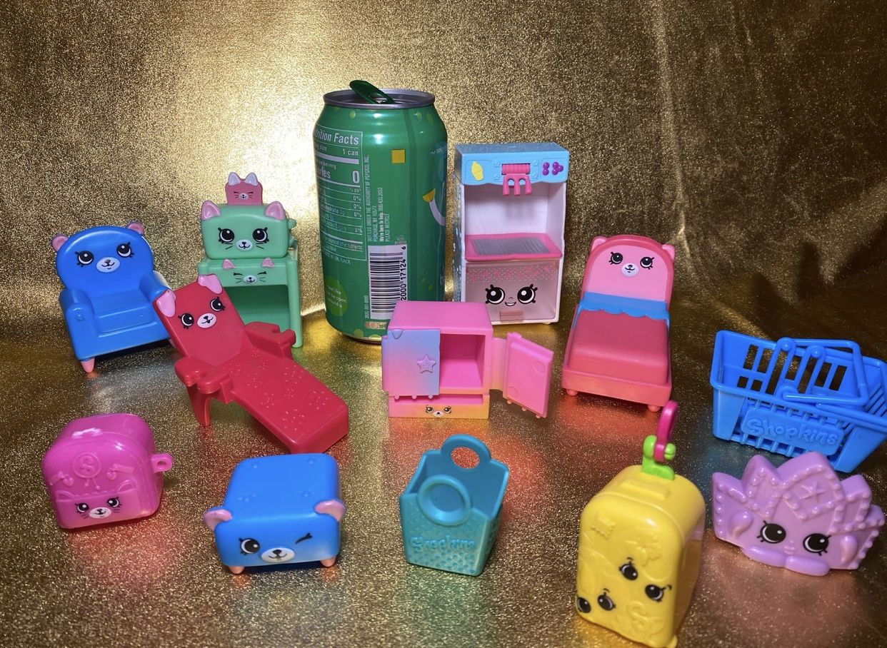 Shopkins Large Furniture Toys Lot Of 12