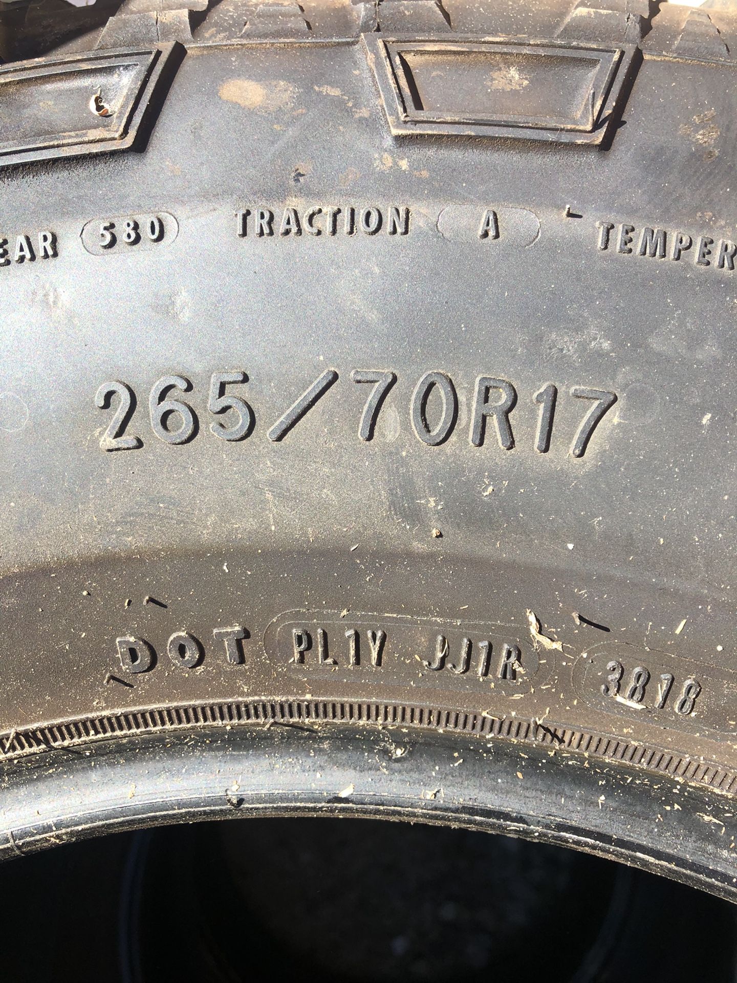 Goodyear Wrangler 265/70-17