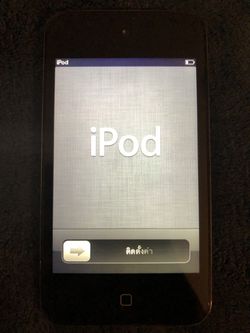 Apple iPod Touch 4th Generation 32GB w/ Speck Cover Thumbnail