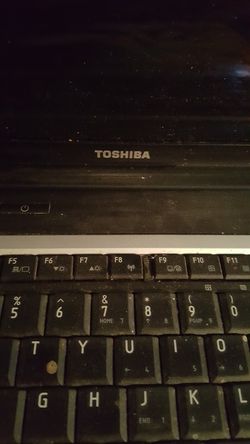 toshiba laptop for parts or rebuild Thumbnail