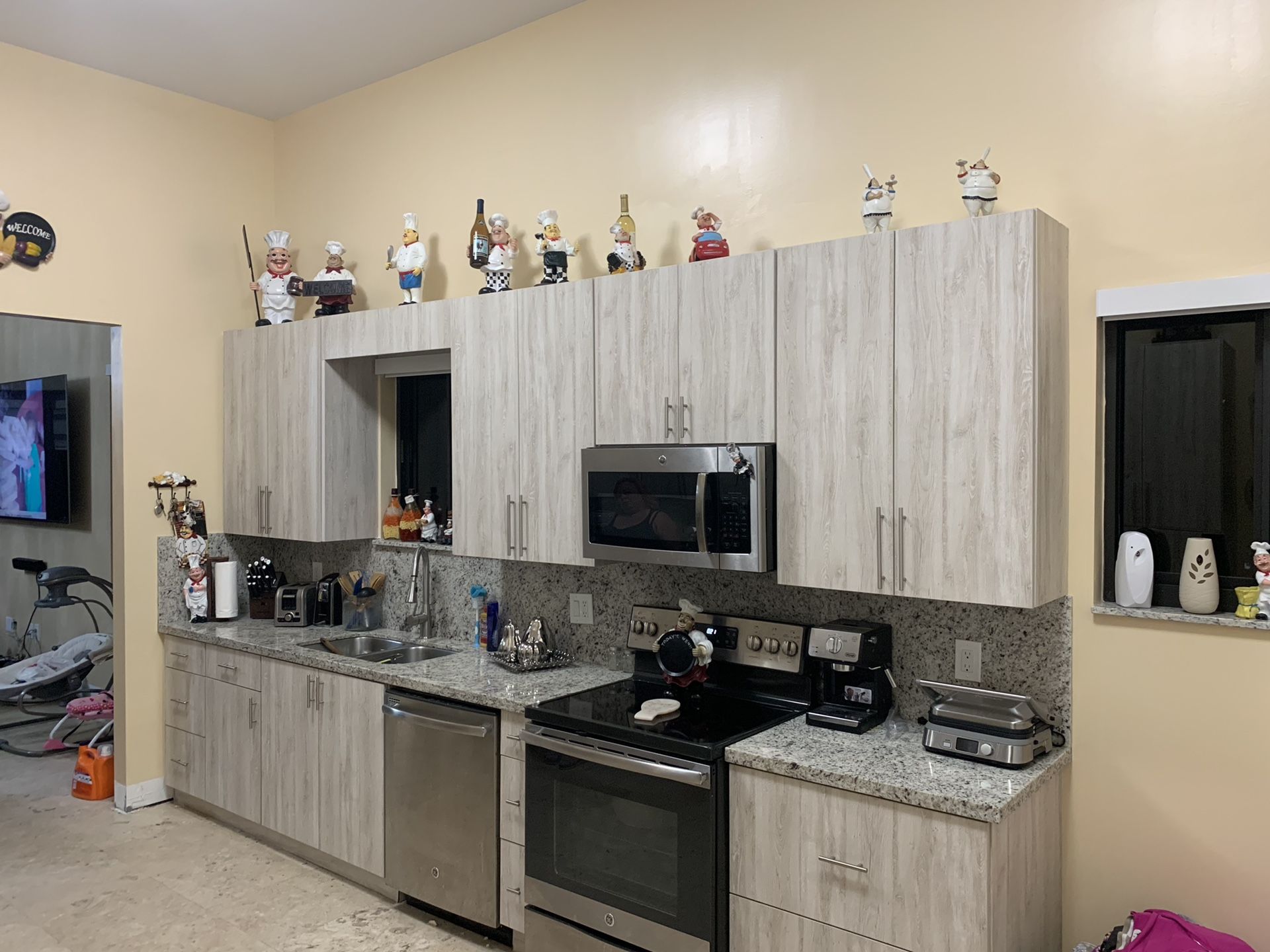 Kitchen cabinets