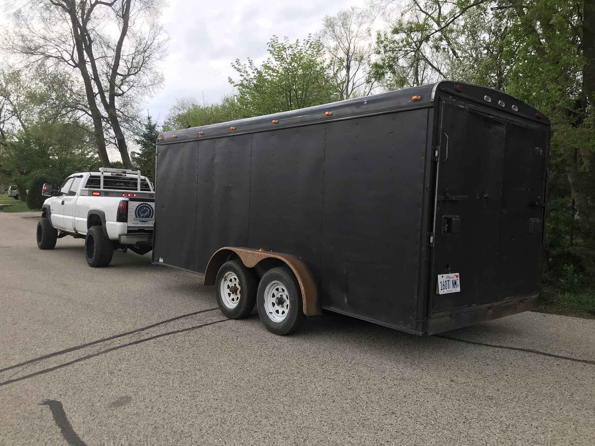 16’ United Enclosed Trailer