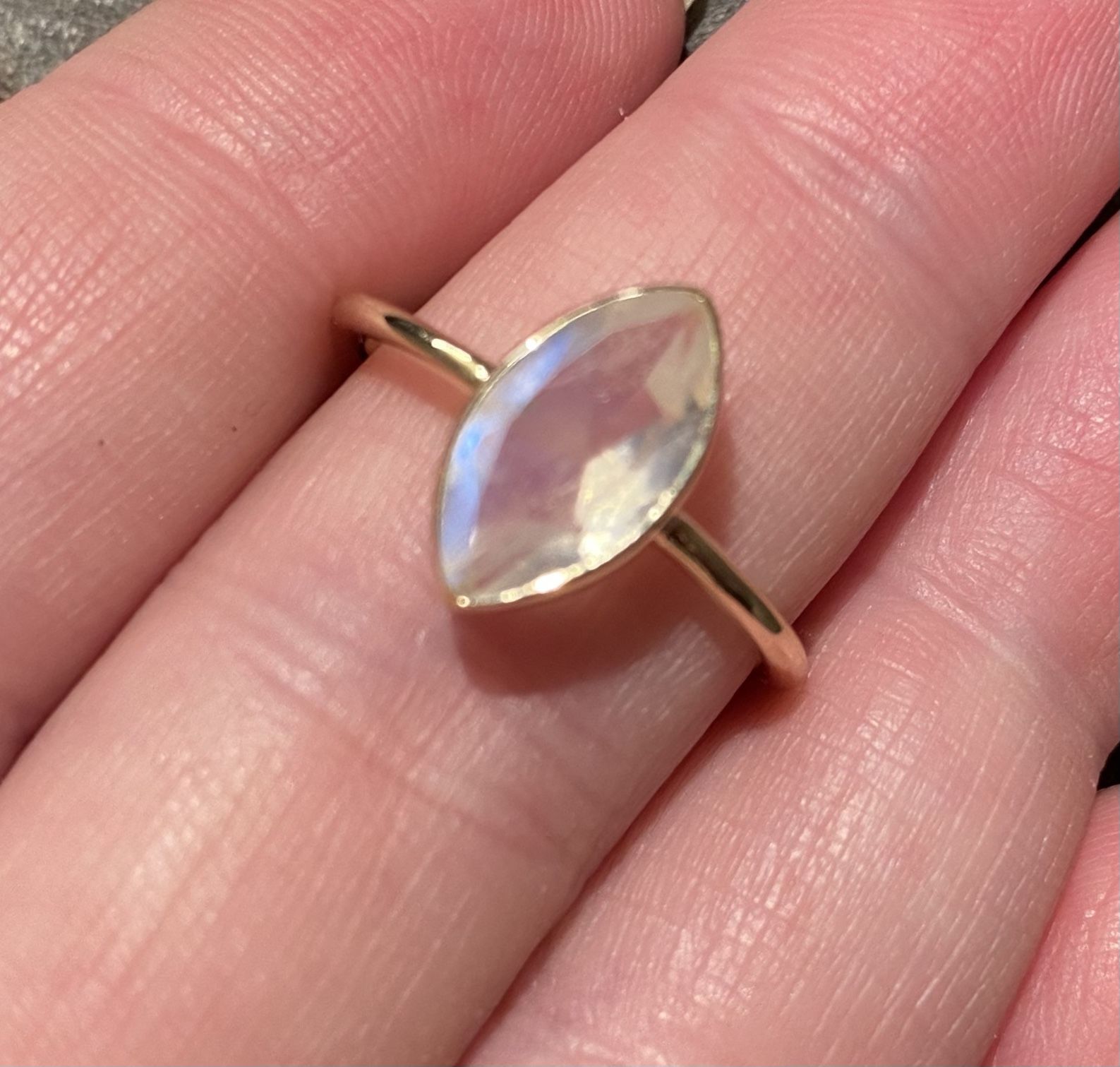 Exquisite 7x12mm Marquise Cut Natural Rainbow Moonstone Solitaire Gold Ring 925 Sz 7