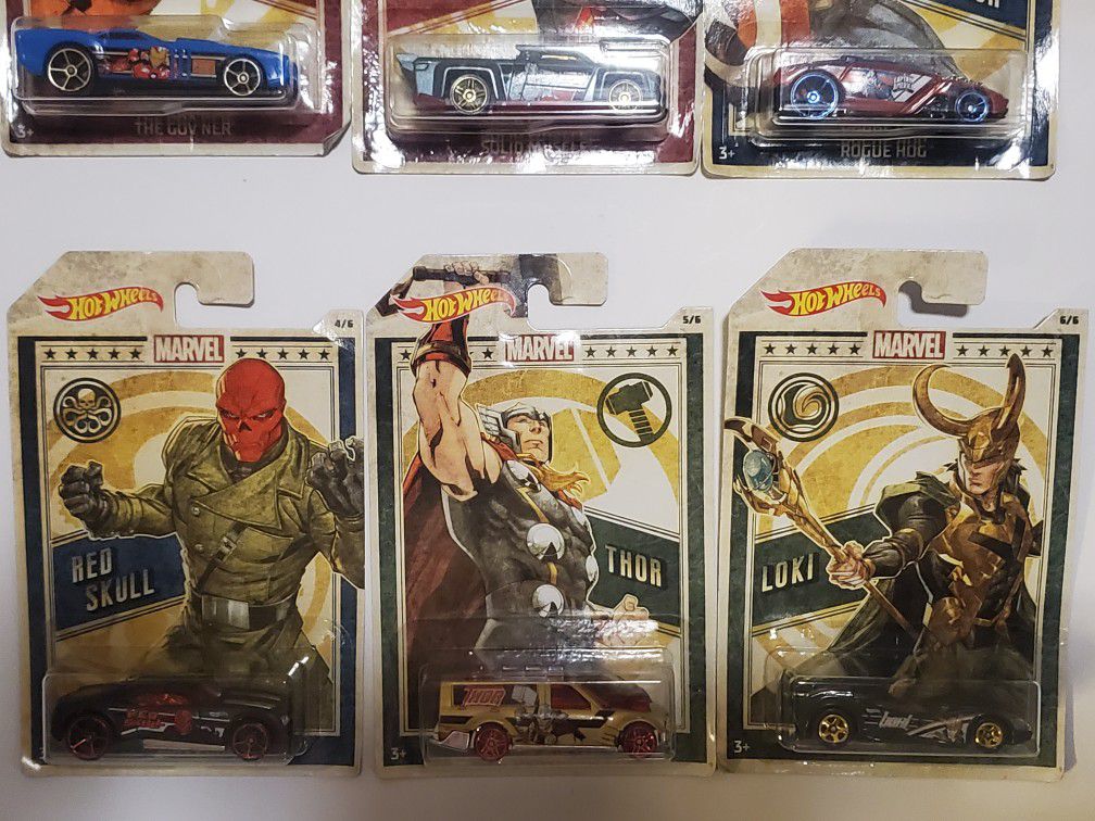 HotWheels Marvel Avengers Collection Set Of 6!