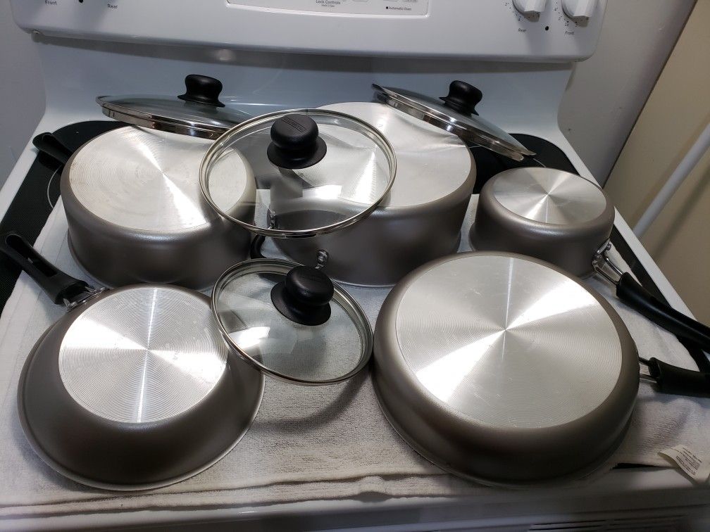 9 Piece Cooking Pots