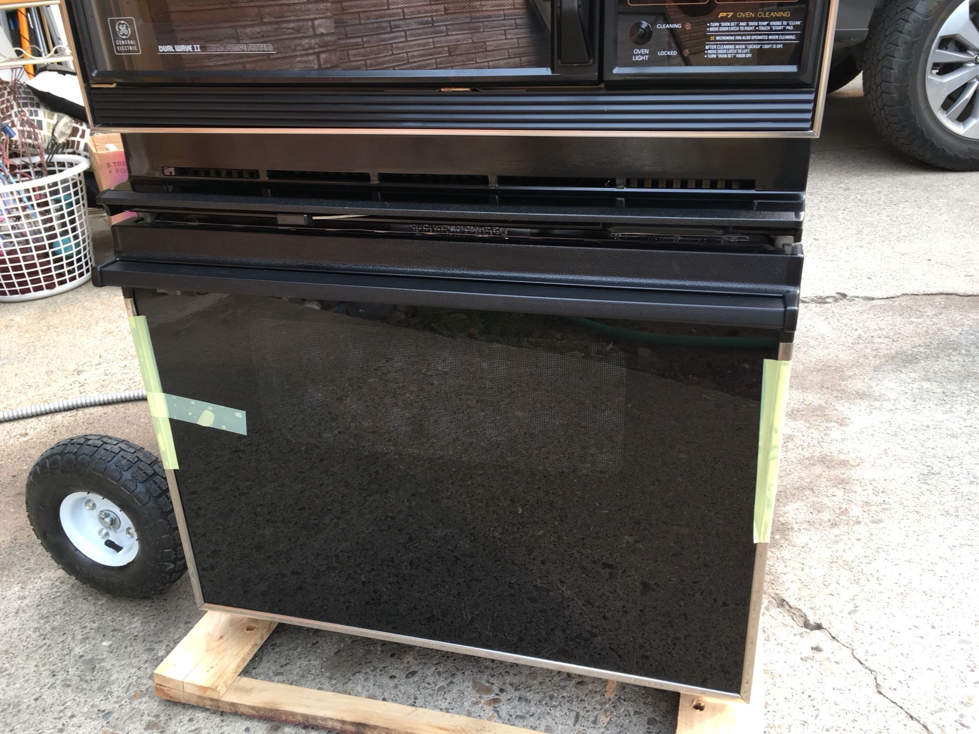 Brand New “ Vintage” GE Double Wall oven/ Microwave combo for Sale in