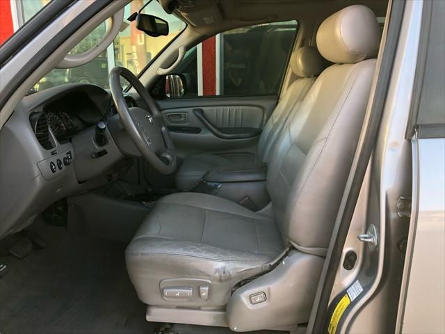 2003 Toyota Sequoia