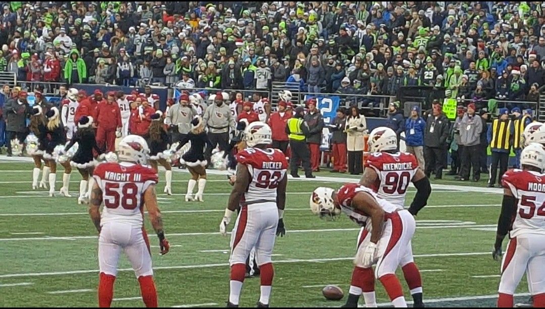 Seattle Seahawks vs DETROIT LIONS 3 & 4 ROWS FROM THE FIELD