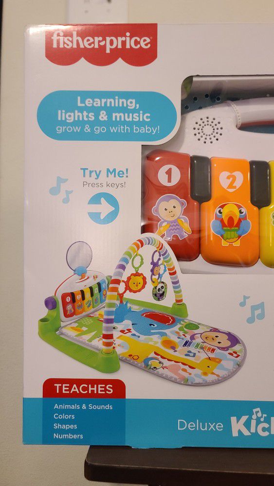 FISHER PRICE DELUXE KICK & PLAY PIANO GYM