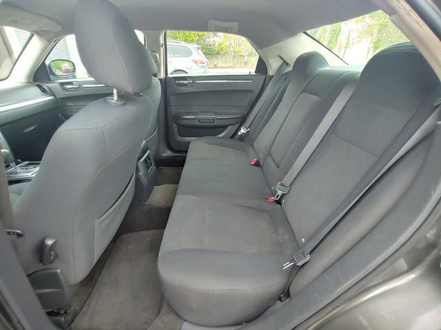 2010 Chrysler 300 Series
