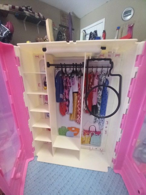 Barbie Closet With A Bunch Of Clothes