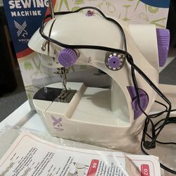 Mini Sewing Machine Craft From Amazon Like New Condition  Thumbnail