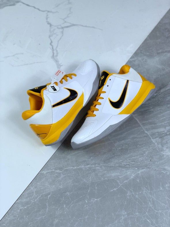 Kobe 5 Protro “Chaos”