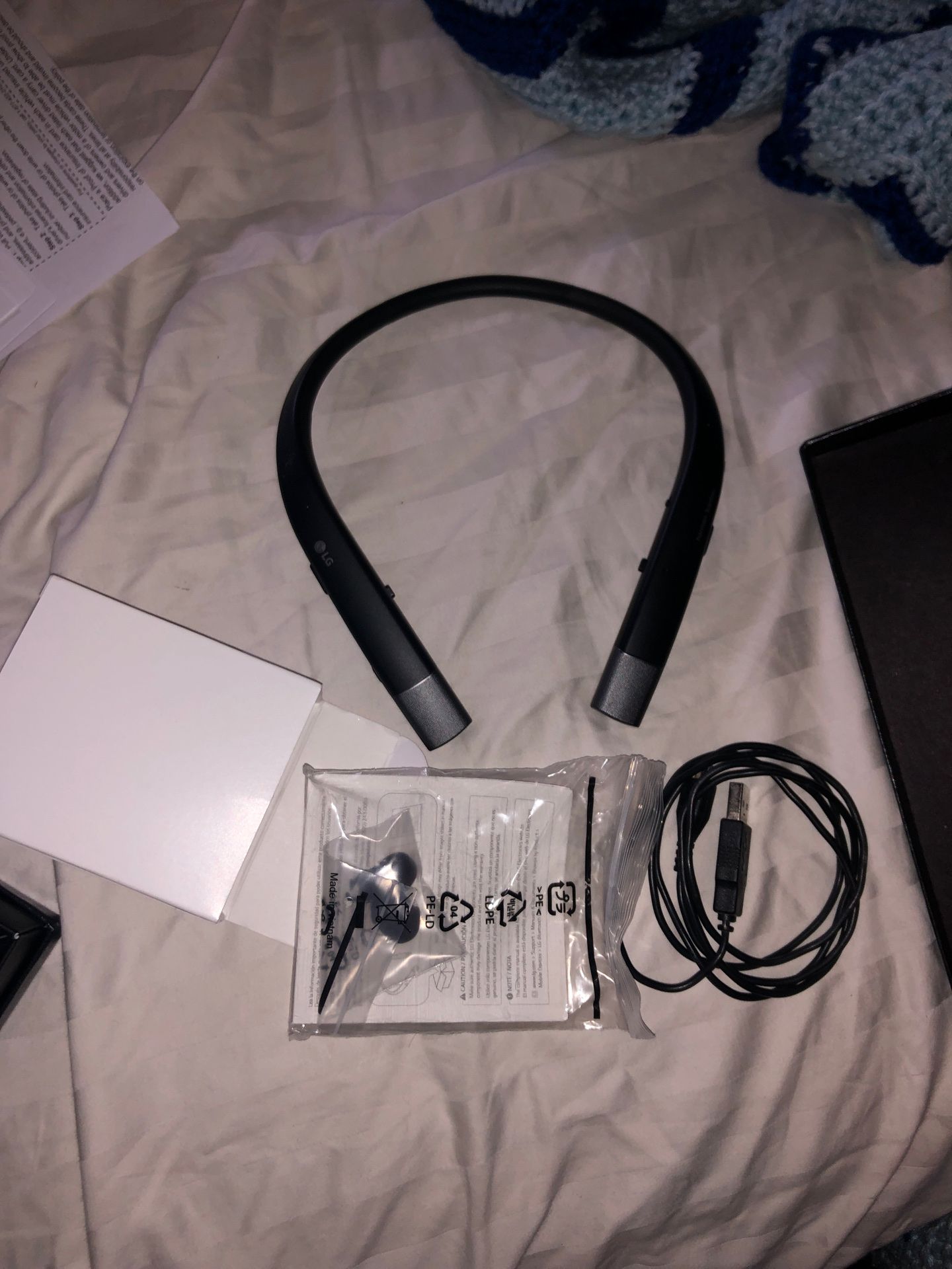 Bluetooth Headphones LG Tone Infinim