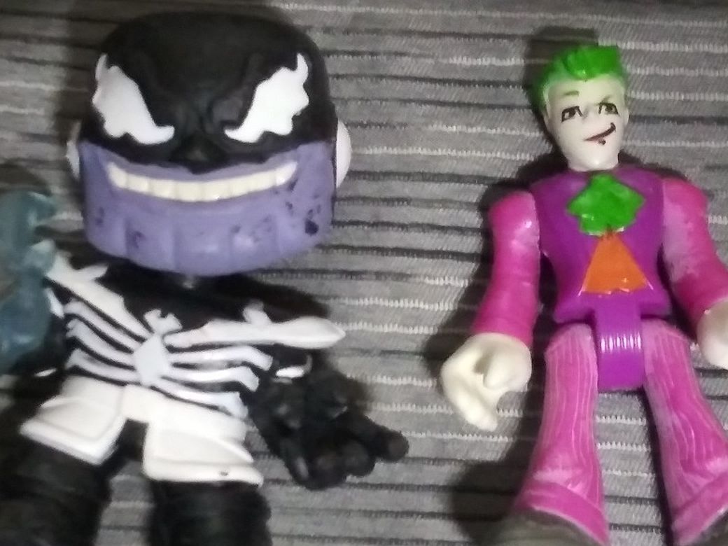 Venom Bobble Head With Joker Figure Bundle