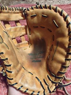 13in Mizuno Pro Limited Edition Major Quality First Base Glove Thumbnail