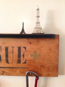 Key Rack, #2 project-repurposed vintage desk wood, Welcome, Bienvenue,boho,shabby chic, home decor Thumbnail